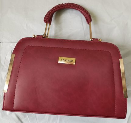 OZO Female Plain Leather Shoulder Bag, Size: Medium at Rs 764/piece in  Ernakulam